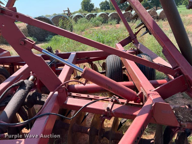 image for item MQ9804 Case 490  double off-set disk