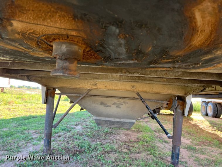 image for item MQ9821 2000 Timpte  grain trailer