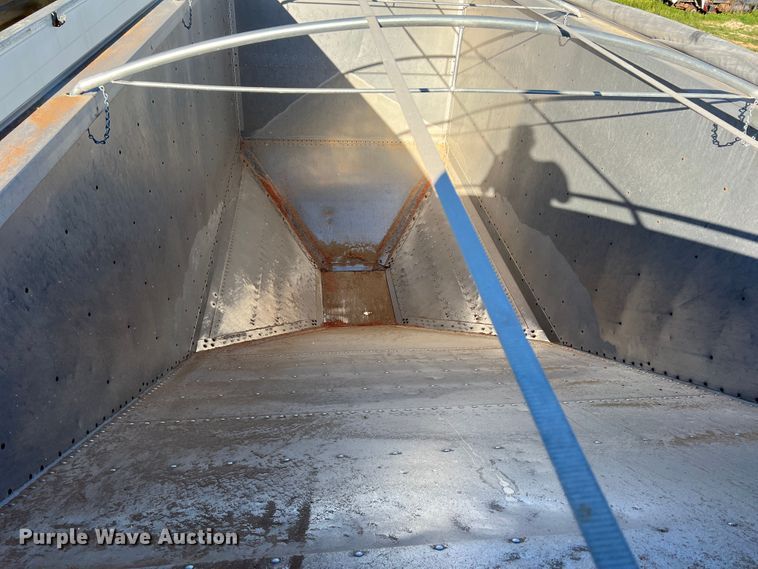 image for item MQ9821 2000 Timpte  grain trailer