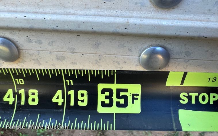 image for item MQ9821 2000 Timpte  grain trailer