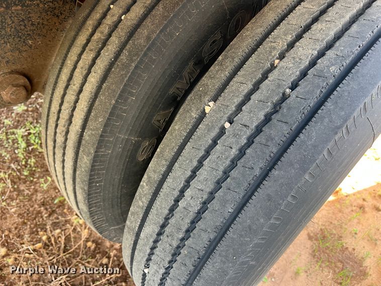 image for item MQ9821 2000 Timpte  grain trailer