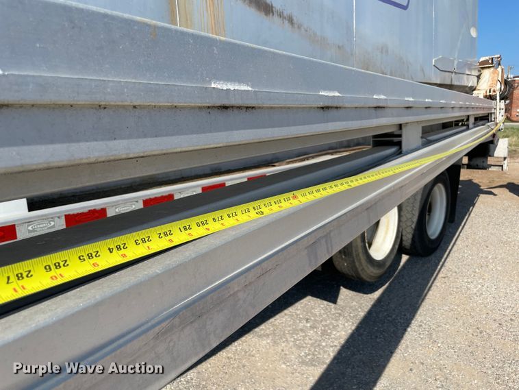 image for item MR9349 2008 International DuraStar 4300  feed delivery truck