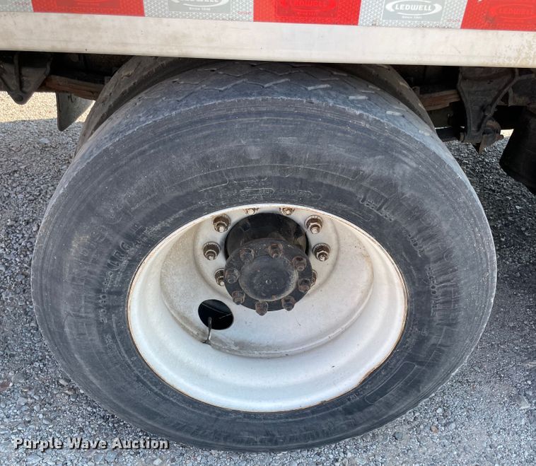 image for item MR9349 2008 International DuraStar 4300  feed delivery truck