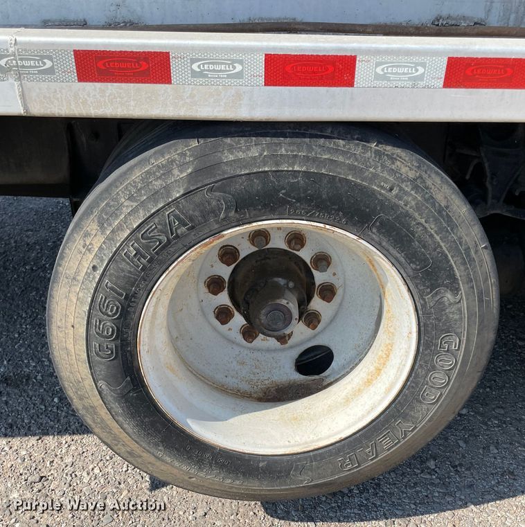 image for item MR9349 2008 International DuraStar 4300  feed delivery truck