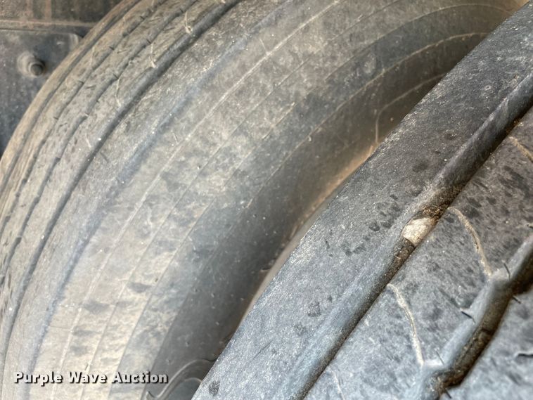 image for item MR9349 2008 International DuraStar 4300  feed delivery truck