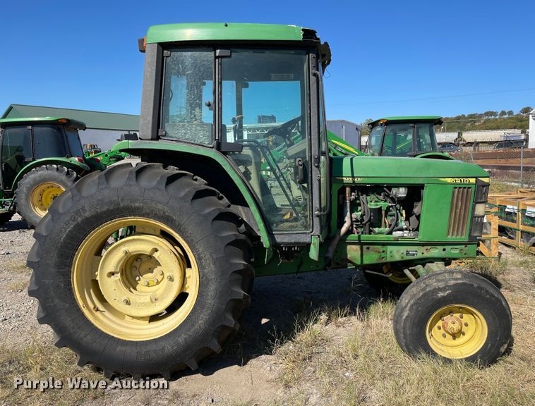 image for item MR9381 2000 John Deere 6410  tractor