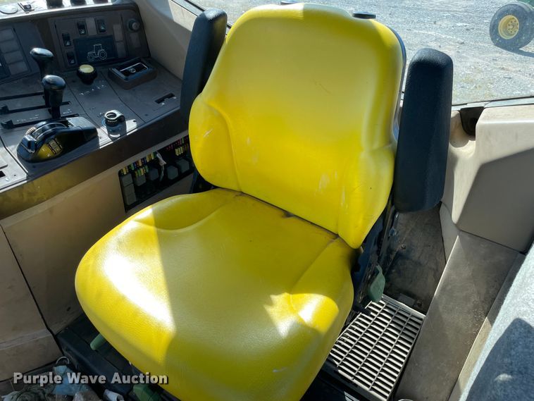 image for item MR9381 2000 John Deere 6410  tractor