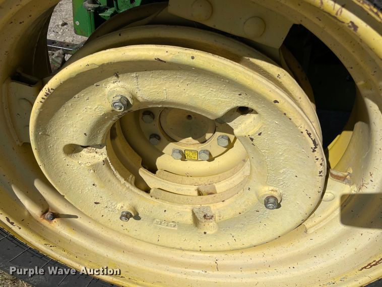 image for item MR9381 2000 John Deere 6410  tractor