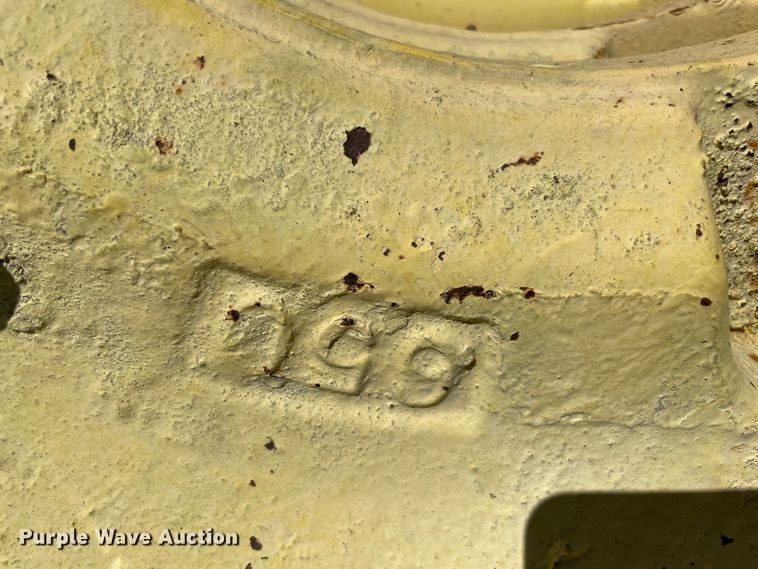 image for item MR9381 2000 John Deere 6410  tractor