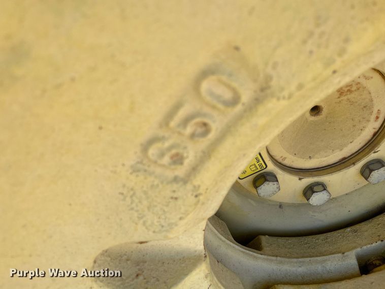 image for item MR9381 2000 John Deere 6410  tractor