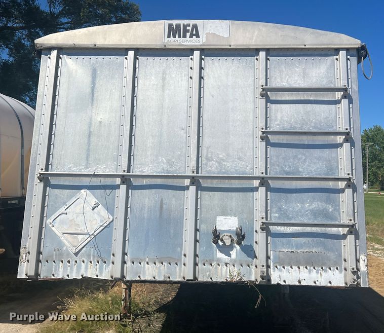 image for item MR9842 1988 Merritt  grain trailer