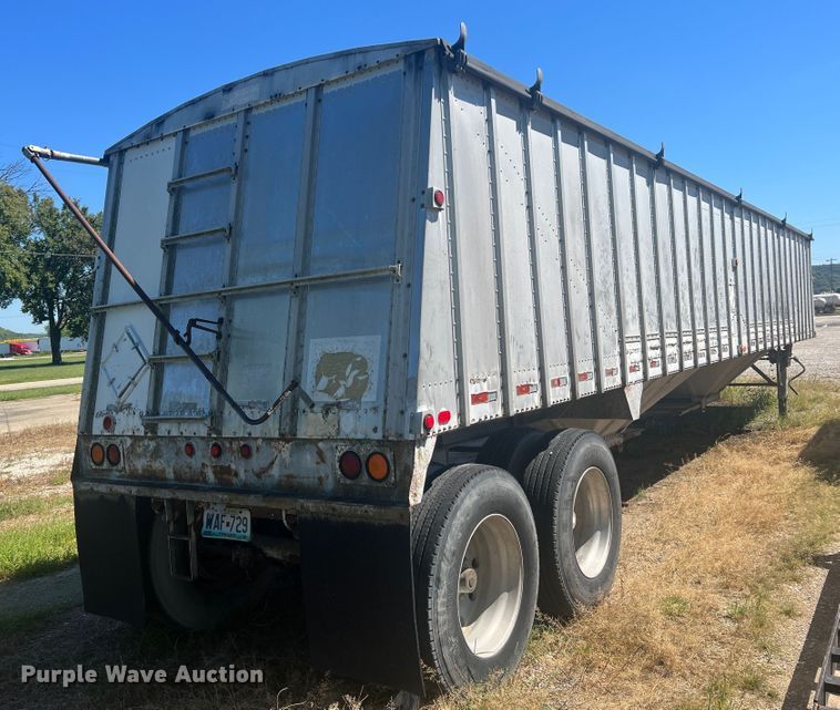 image for item MR9842 1988 Merritt  grain trailer