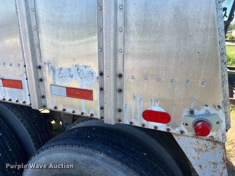 image for item MR9842 1988 Merritt  grain trailer