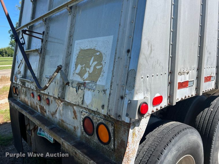 image for item MR9842 1988 Merritt  grain trailer