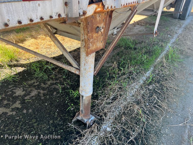 image for item MR9842 1988 Merritt  grain trailer