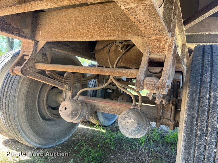 image for item MR9842 1988 Merritt  grain trailer
