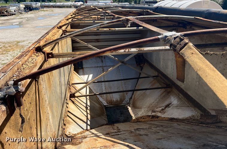 image for item MR9842 1988 Merritt  grain trailer