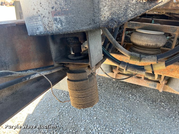 image for item MR9843 1986 Ford F9000  fertilizer delivery truck