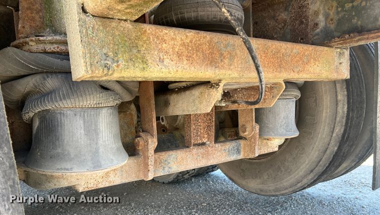 image for item MR9843 1986 Ford F9000  fertilizer delivery truck