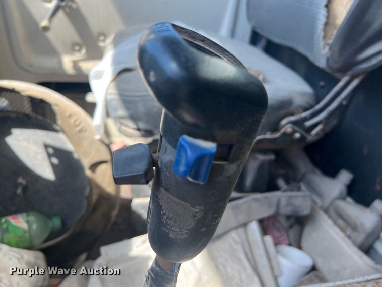 image for item MR9843 1986 Ford F9000  fertilizer delivery truck