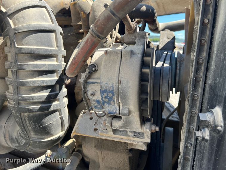 image for item MR9843 1986 Ford F9000  fertilizer delivery truck