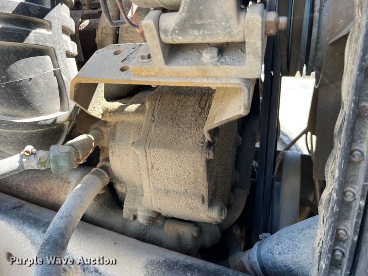 image for item MR9843 1986 Ford F9000  fertilizer delivery truck