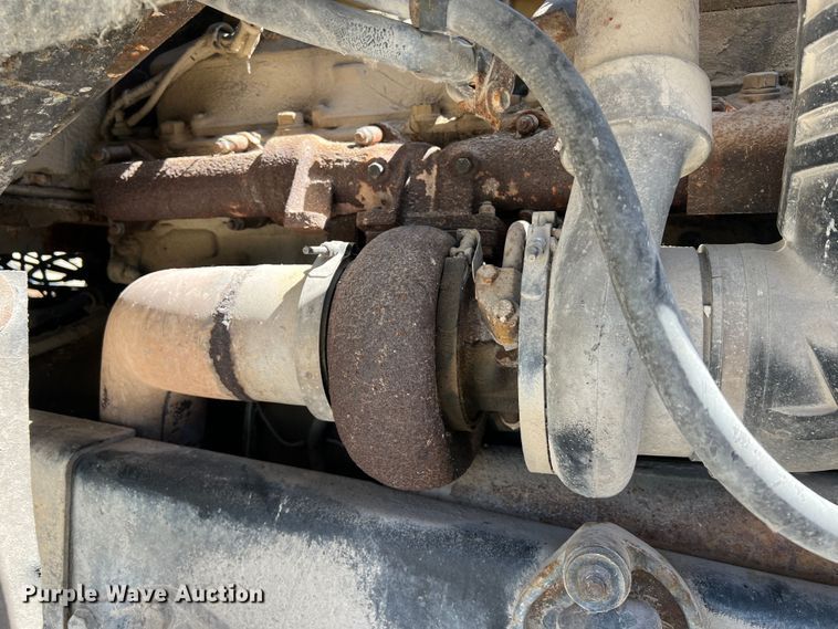 image for item MR9843 1986 Ford F9000  fertilizer delivery truck