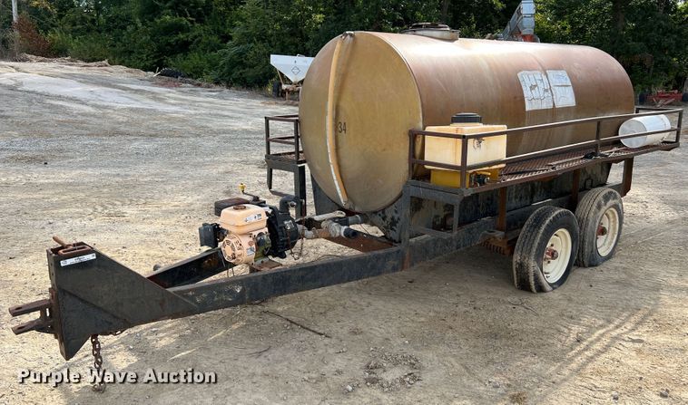 image for item MR9852 Nurse tank trailer