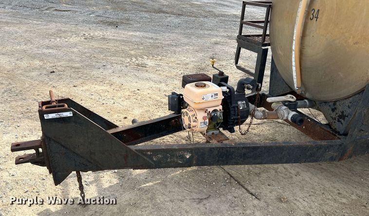 image for item MR9852 Nurse tank trailer