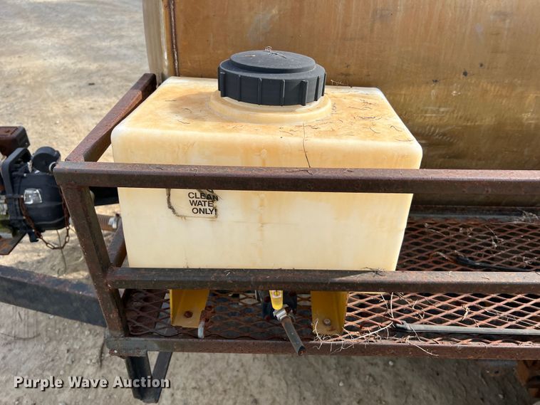 image for item MR9852 Nurse tank trailer