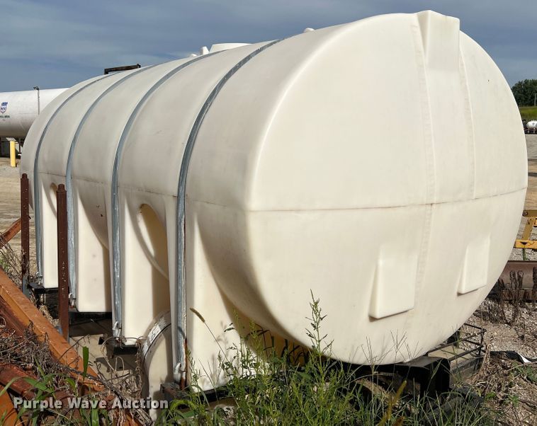 image for item MR9852 Nurse tank trailer