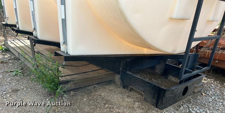 image for item MR9852 Nurse tank trailer