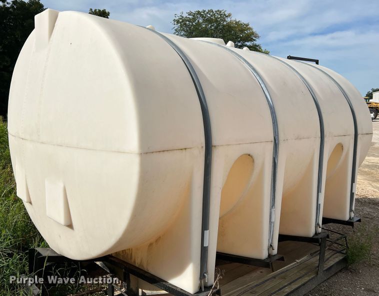 image for item MR9852 Nurse tank trailer