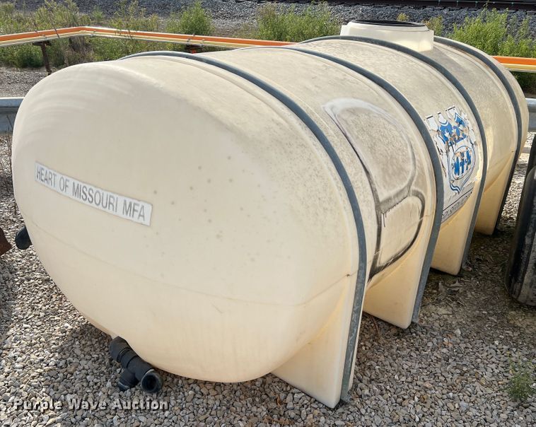 image for item MR9852 Nurse tank trailer