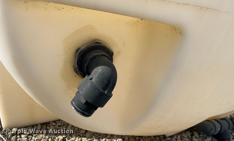 image for item MR9852 Nurse tank trailer