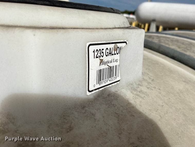 image for item MR9852 Nurse tank trailer