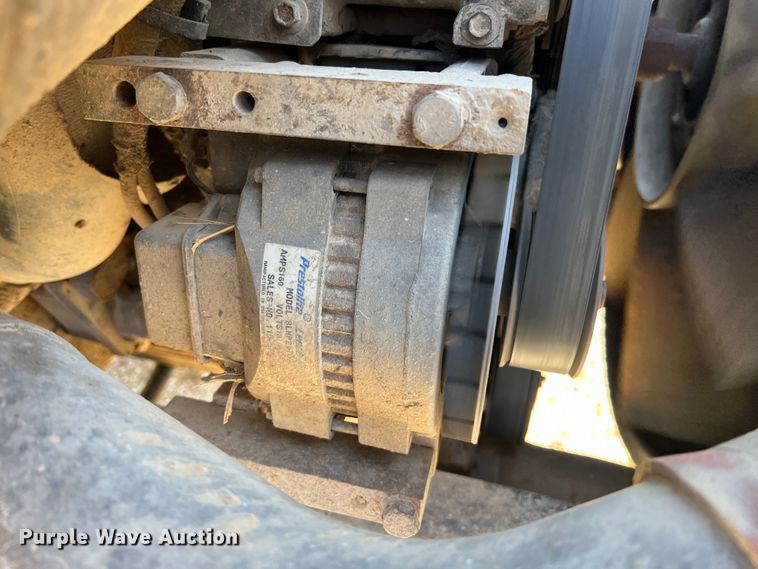 image for item MR9920 2005 International 4300  applicator truck