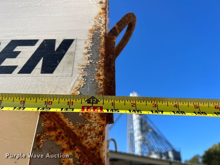 image for item MR9920 2005 International 4300  applicator truck