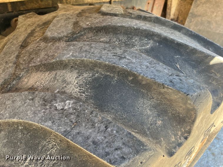 image for item MR9920 2005 International 4300  applicator truck