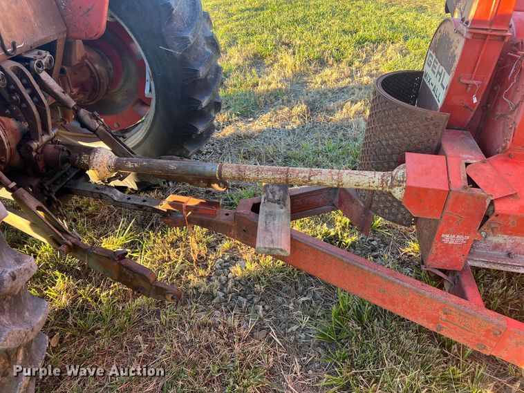 image for item MR9922 Gehl Mix-All 95  feed grinder/mixer