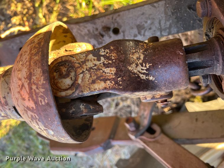 image for item MR9922 Gehl Mix-All 95  feed grinder/mixer