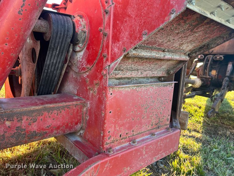 image for item MR9922 Gehl Mix-All 95  feed grinder/mixer