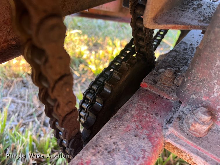 image for item MR9922 Gehl Mix-All 95  feed grinder/mixer