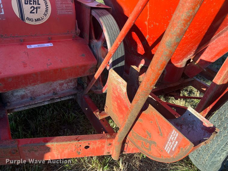 image for item MR9922 Gehl Mix-All 95  feed grinder/mixer