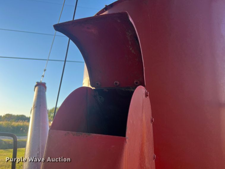 image for item MR9922 Gehl Mix-All 95  feed grinder/mixer