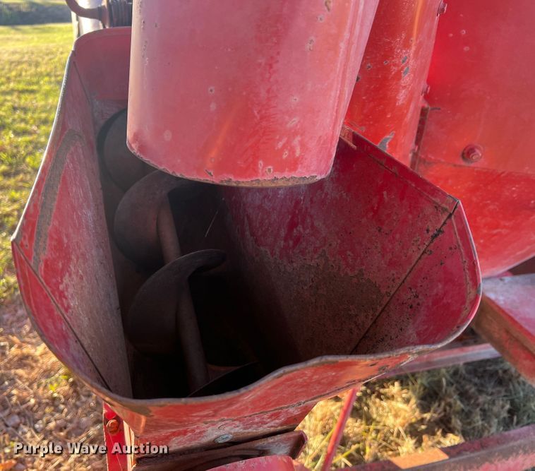 image for item MR9922 Gehl Mix-All 95  feed grinder/mixer