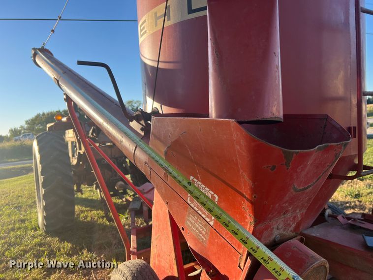 image for item MR9922 Gehl Mix-All 95  feed grinder/mixer