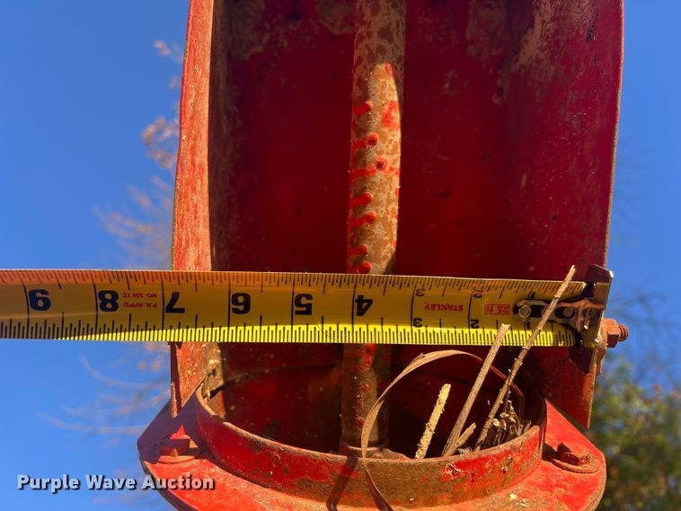 image for item MR9922 Gehl Mix-All 95  feed grinder/mixer