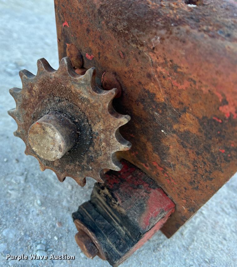 image for item MR9922 Gehl Mix-All 95  feed grinder/mixer