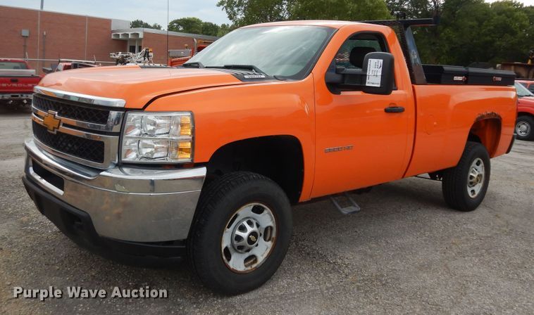 image for item DM3155 2012 Chevrolet Silverado 2500HD  pickup truck